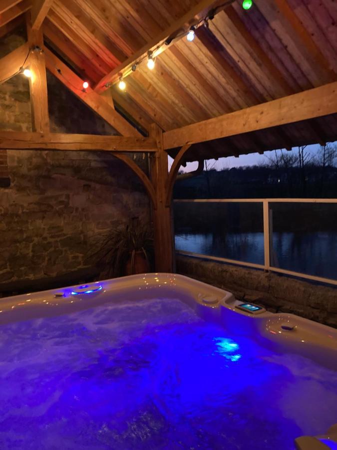 Bed and Breakfast Le Moulin De Bretigneul Saint-Aubin-des-Landes Экстерьер фото